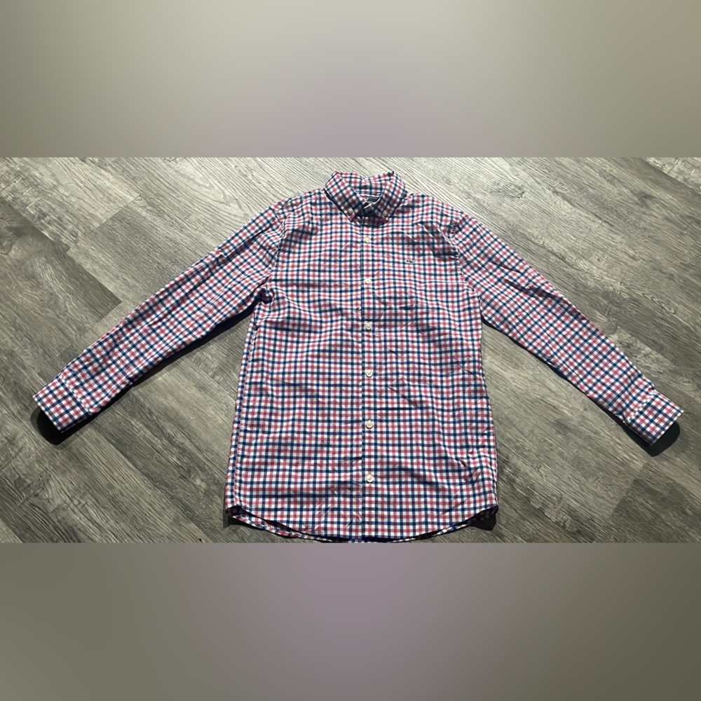 Vineyard Vines boys 12 / 14 gingham performance long sleeve button up.